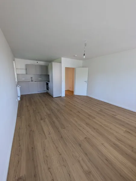 Sanierte 1-Zimmer-Wohnung mit EBK und Balkon — photo 1